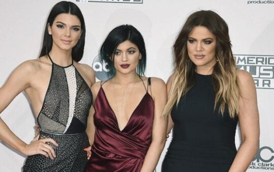 Jenner Sisters Net Worth 2022: Who Makes More Money, Kendall Or Kylie?